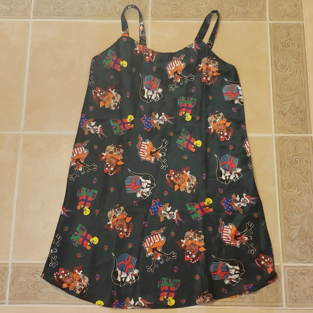 Looney Tunes Christmas Chemise